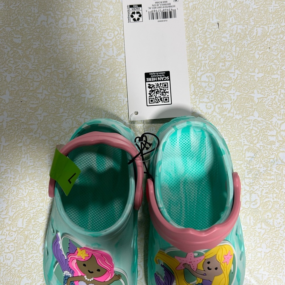 Kids' Mermaid Clogs with Pink and Aqua Accents
